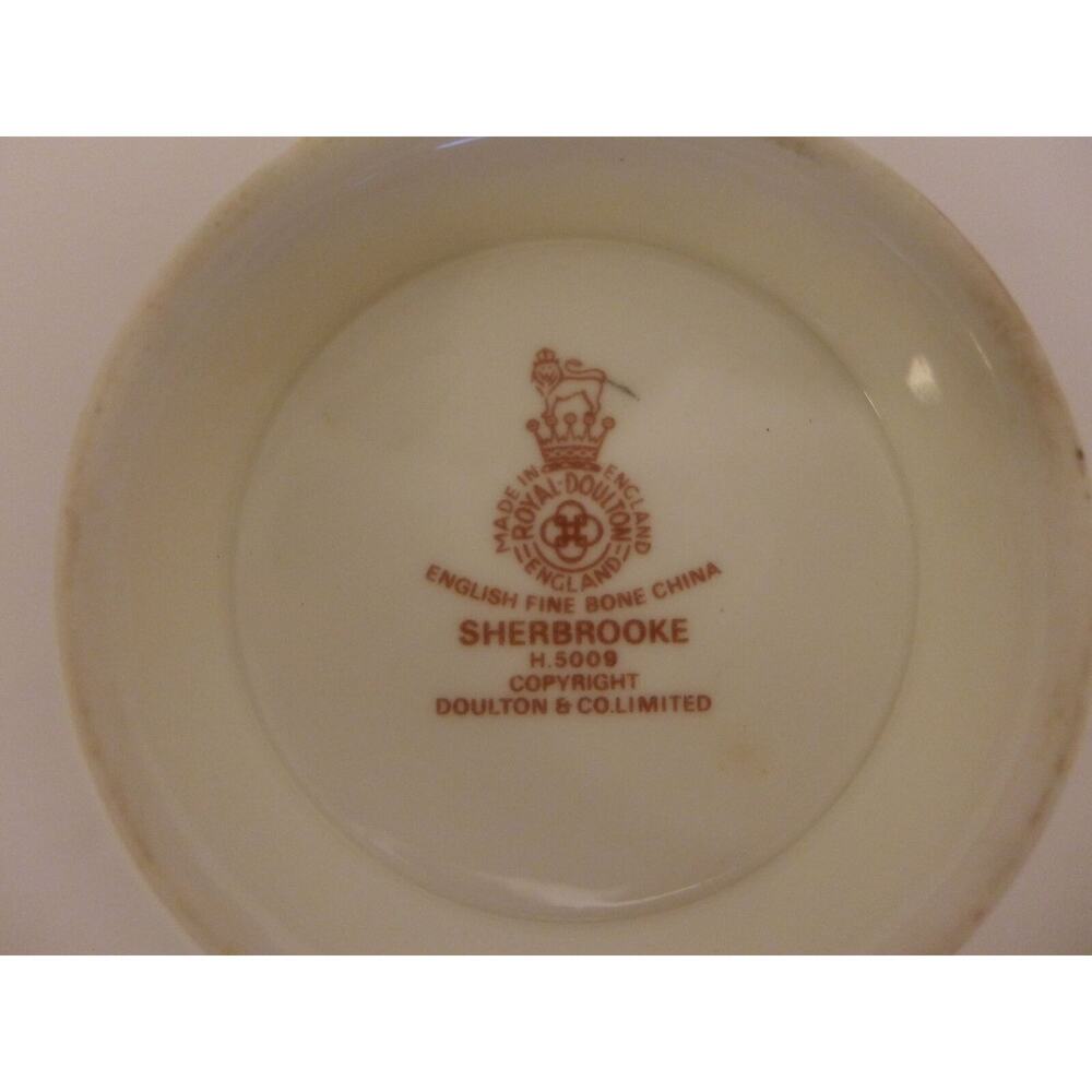 Royal Doulton Sherbrooke Creamer Milk Jug English Bone China 1980's - Picture 7 of 9